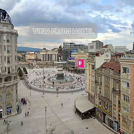 Otel Square Üsküp