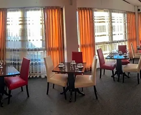 Otel Square Üsküp