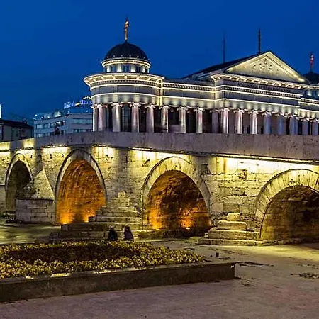 Otel Square Üsküp